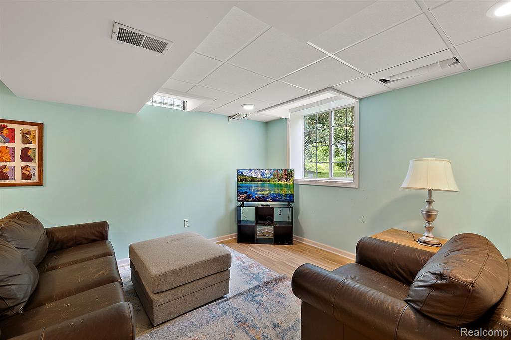 6968 Wellington Drive, Dexter, MI 48130 — Photo 48