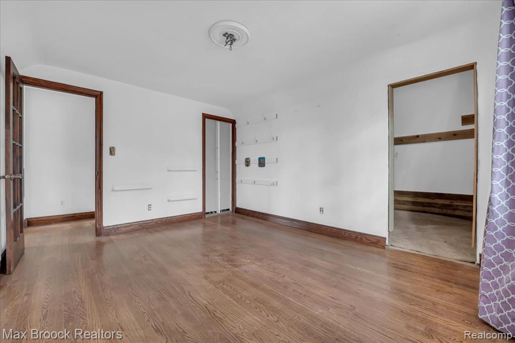 2085 Pontiac Drive, Sylvan Lake, MI 48320 — Photo 20