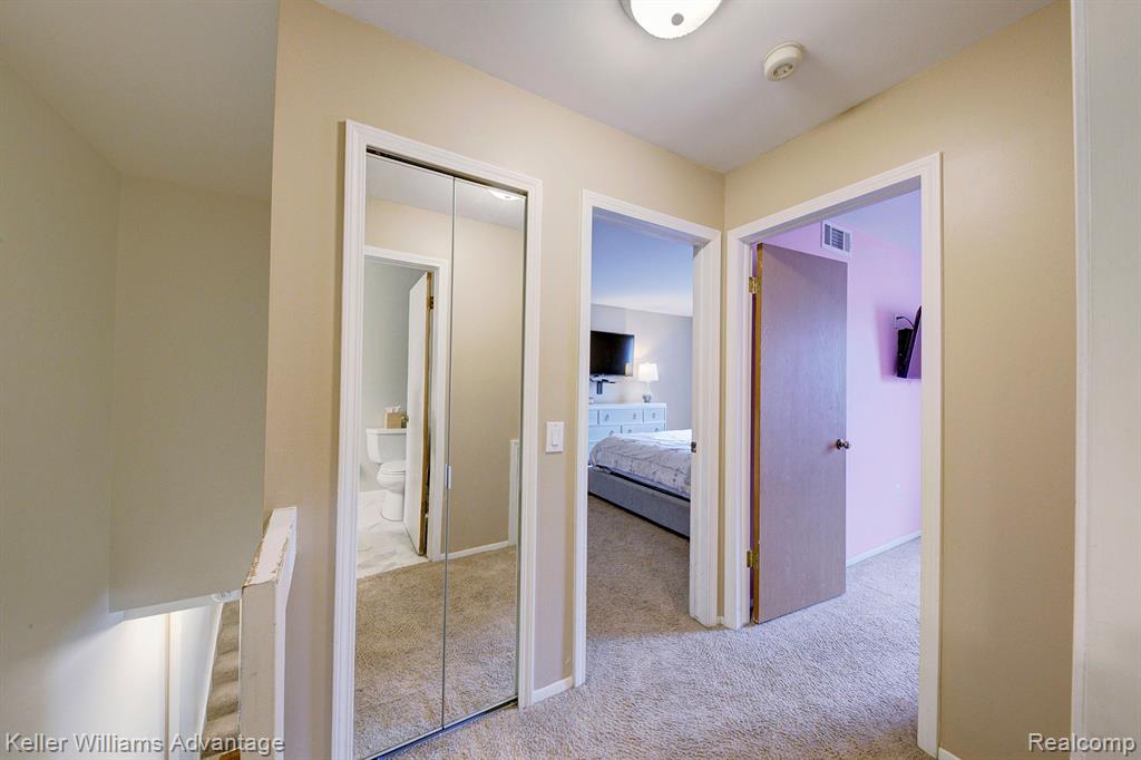 1612 WIMBLEDON Drive, Walled Lake, MI 48390 — Photo 15