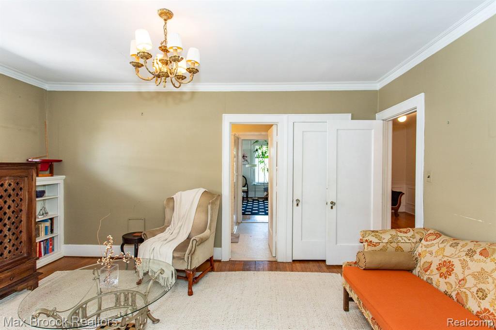 736 CHICAGO Boulevard, Detroit, MI 48202 — Photo 45