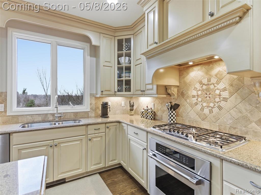 3881 Trout Creek Lane, Oakland, MI — Photo 17