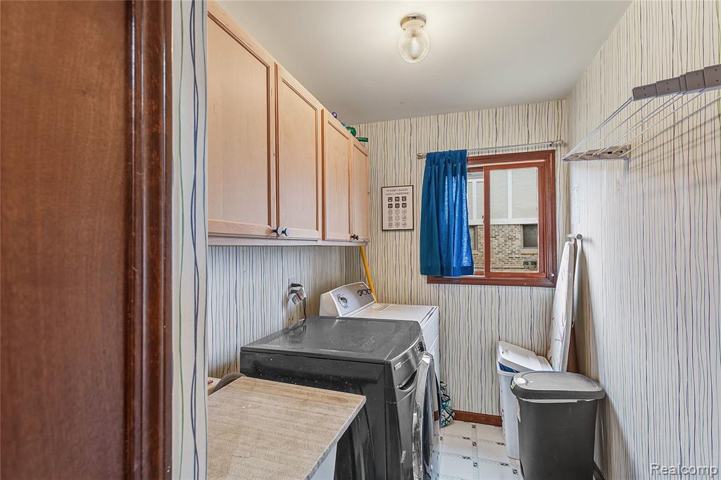26525 Mapleridge Drive, New Baltimore, MI — Photo 17