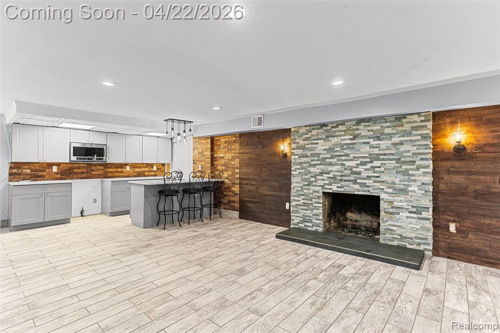 409 Crescent Drive, Dearborn, MI 48124 — Photo 43