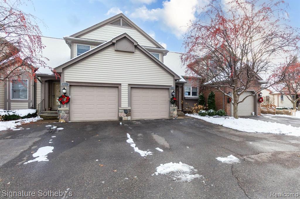 424 Oak Run Court, 11, Royal Oak, MI 48073 — Photo 48