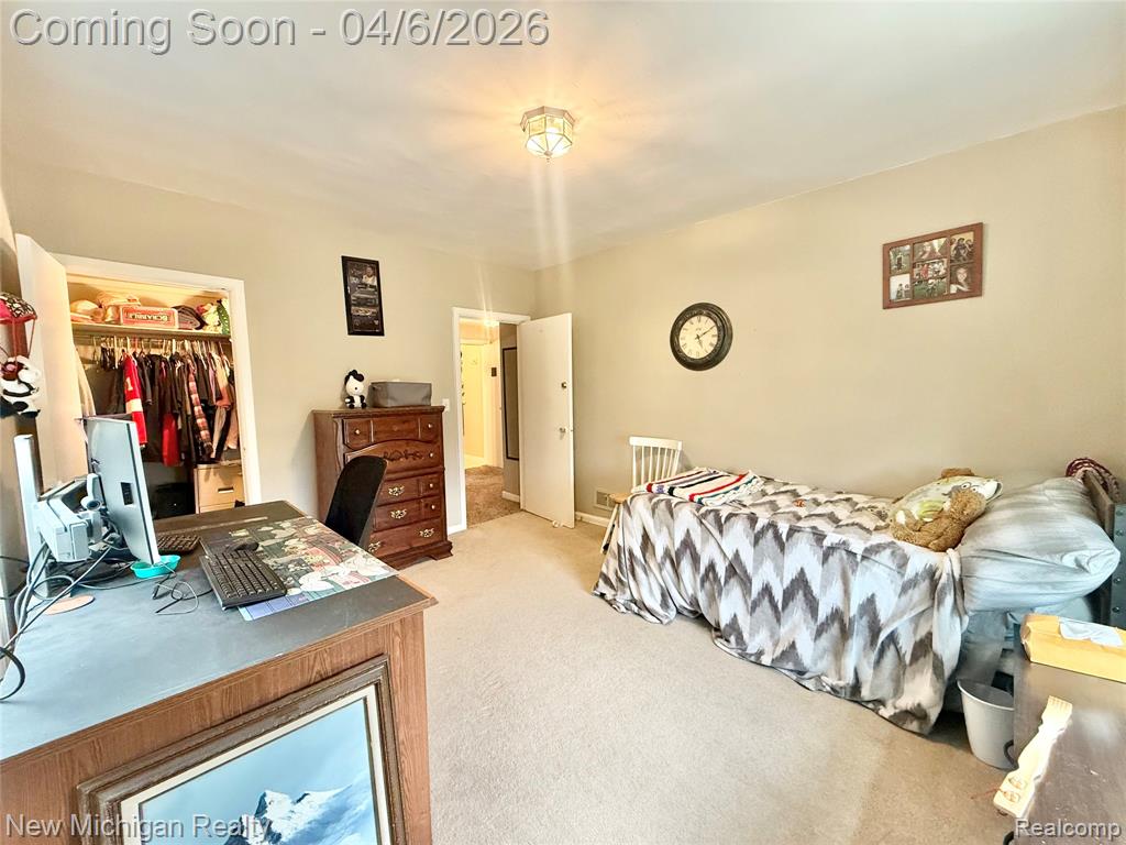 1224 W Bristol Road, Flint, MI 48507 — Photo 16