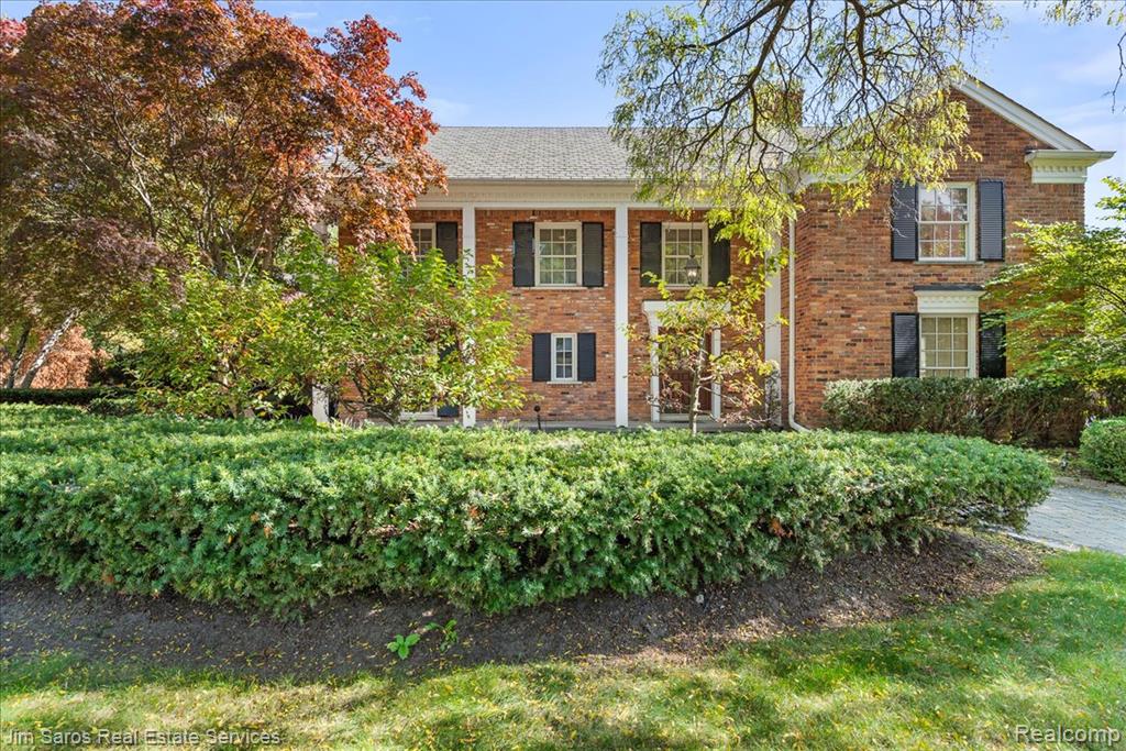14 Stratford Place, Grosse Pointe, MI 48230