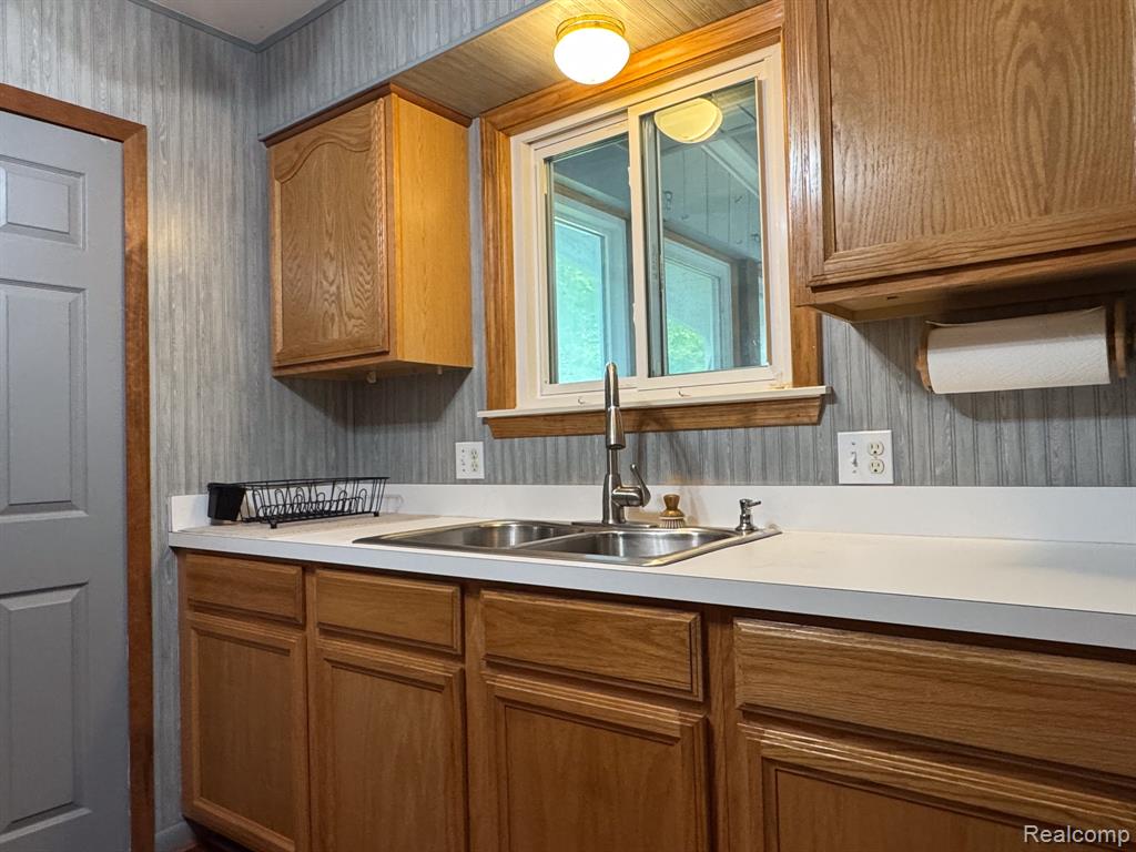 46030 Huling Street, Utica, MI 48317 — Photo 12