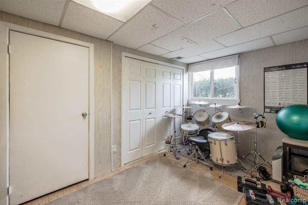 8726 Sandy Crest Drive, White Lake, MI — Photo 33