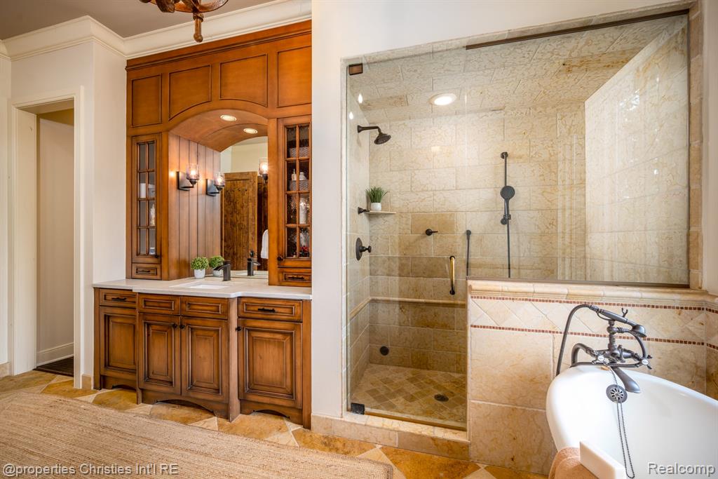 47765 Bellagio Drive, Northville, MI 48167 — Photo 25