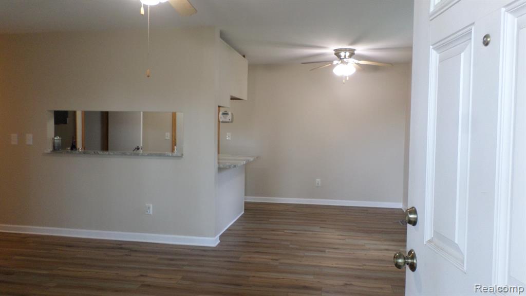 33612 Bayview Drive, New Baltimore, MI 48047 — Photo 5