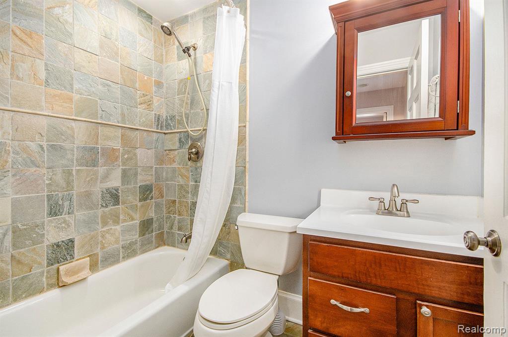 526 5TH Street, Ann Arbor, MI 48103 — Photo 9