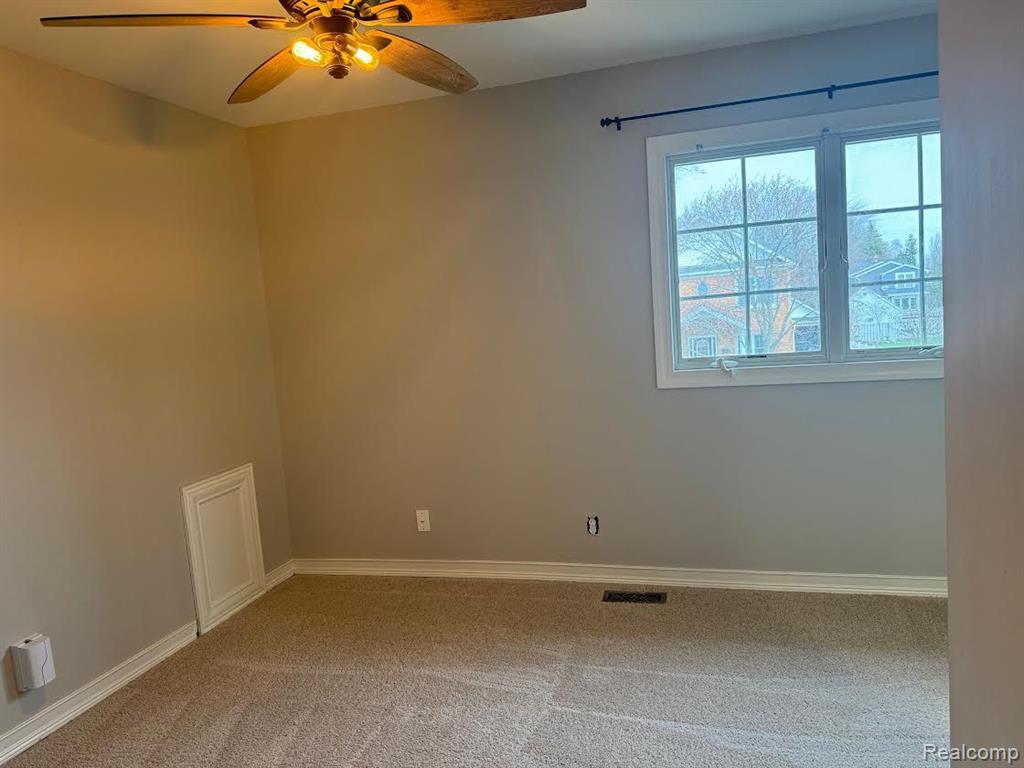 881 SIMPSON Street, Plymouth, MI 48170 — Photo 21