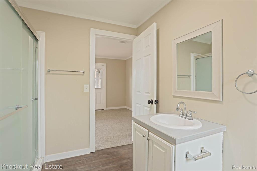 117 S IRVING Street, St. Charles, MI 48655 — Photo 22