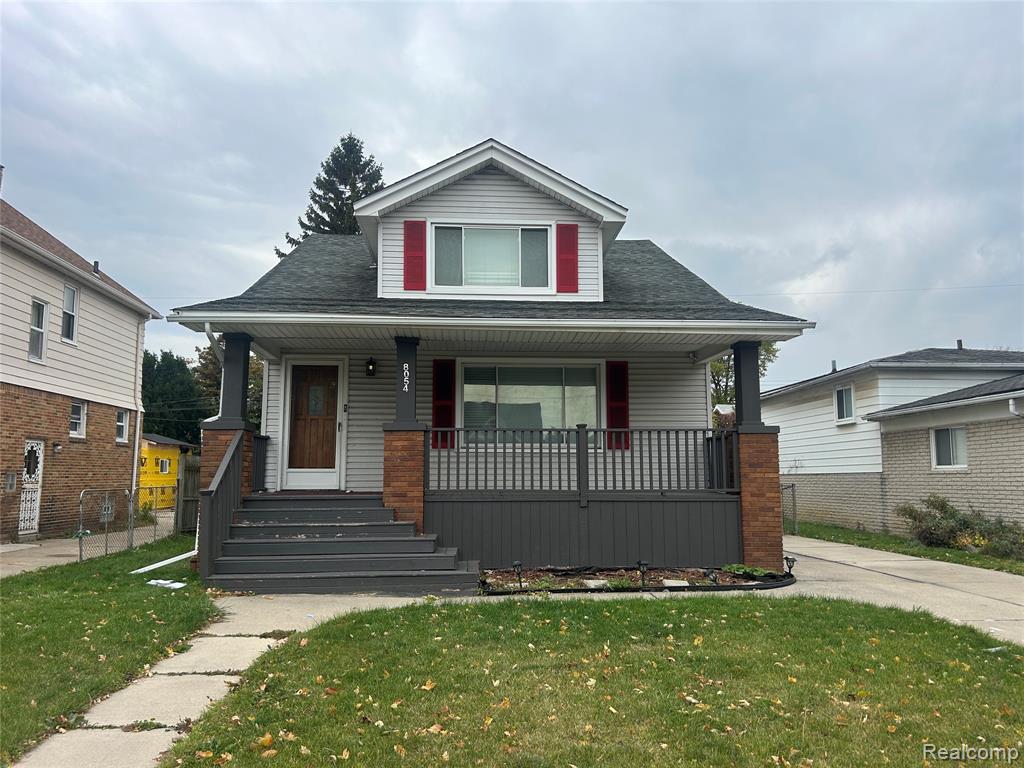 8054 Potomac, Center Line, MI 48015 — Photo 2