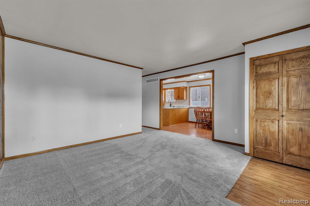 4197 Monroe Street, Dearborn Heights, MI 48125 — Photo 7