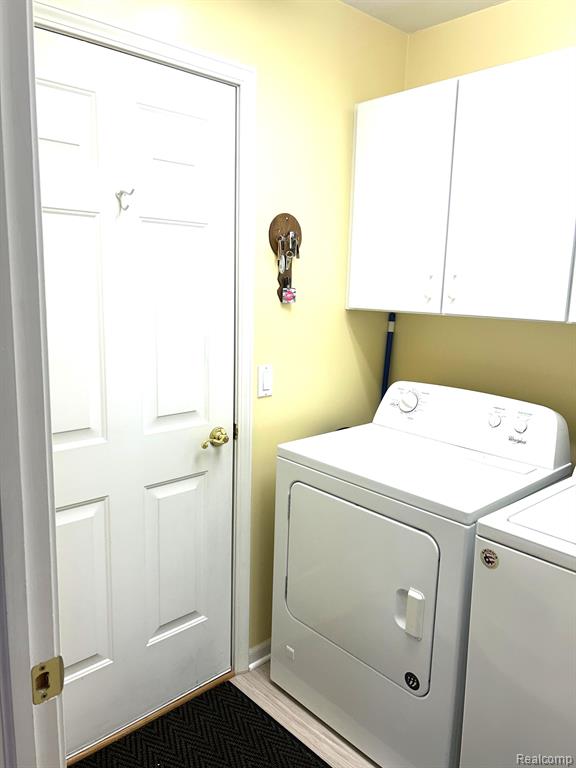 637 RIDGE Lane, B, Tecumseh, MI 49286 — Photo 41