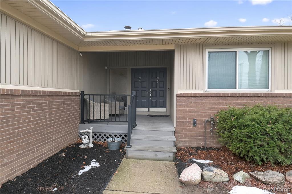 9474 Steephollow Drive, White Lake, MI — Photo 3
