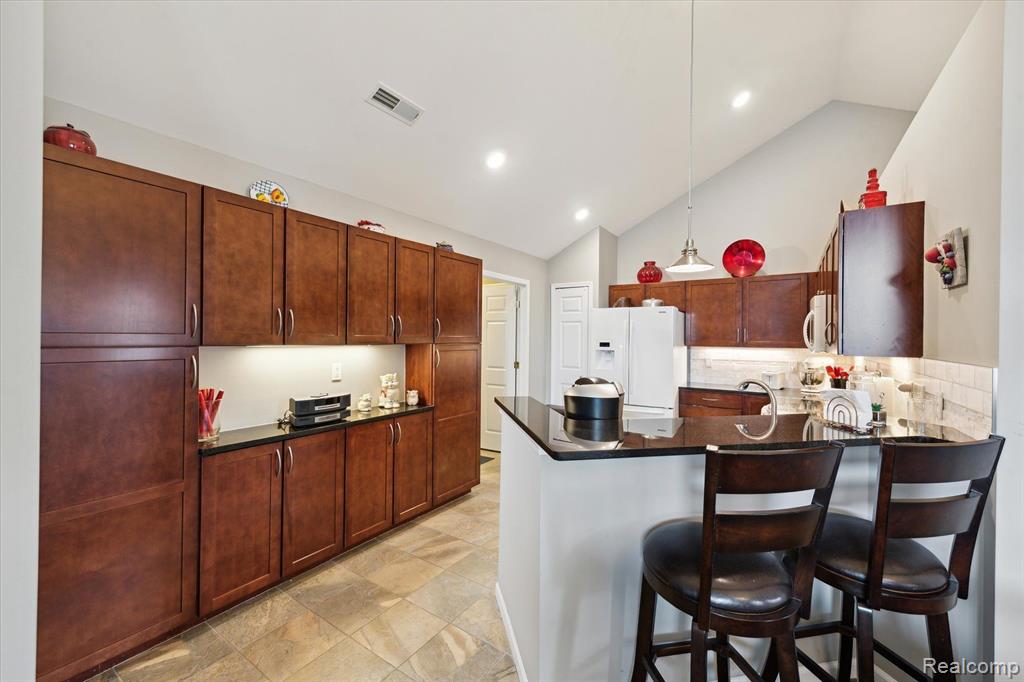 36062 ABBEY Drive, Westland, MI — Photo 14