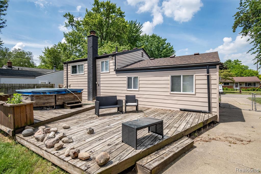 41210 PAIGN Drive, Sterling Heights, MI 48313 — Photo 23