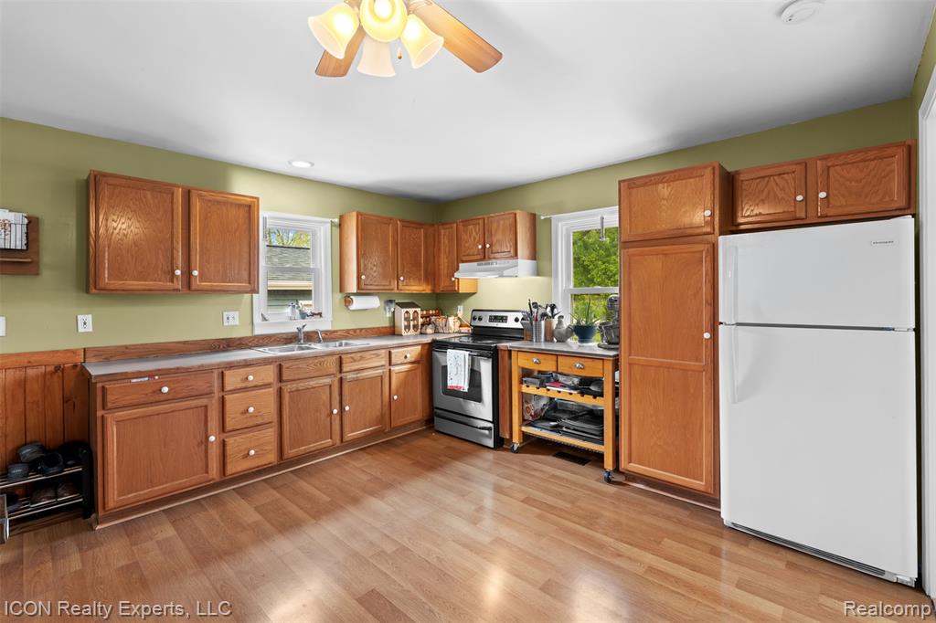 6093 Old State Road, North Branch, MI 48461 — Photo 12