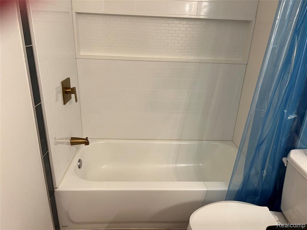 7352 Dale, Center Line, MI 48015 — Photo 10