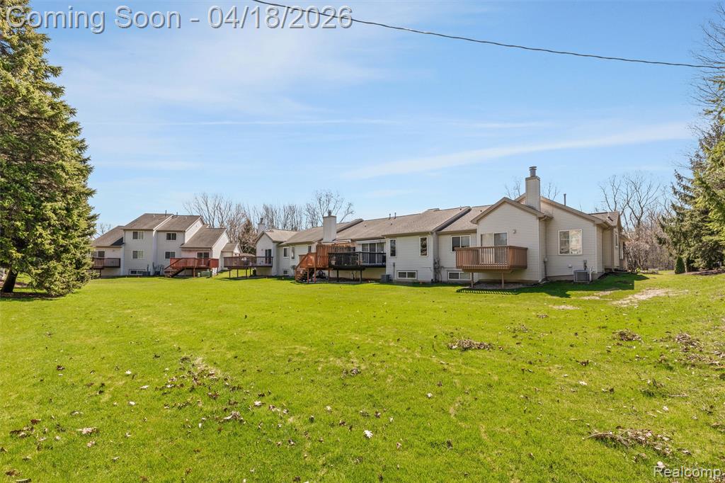 405 Ravencrest Lane, Westland, MI — Photo 29