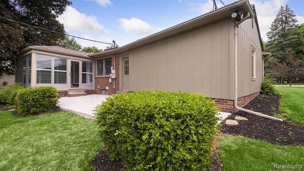 4845 KEITHDALE Lane, Bloomfield Hills, MI 48302 — Photo 33