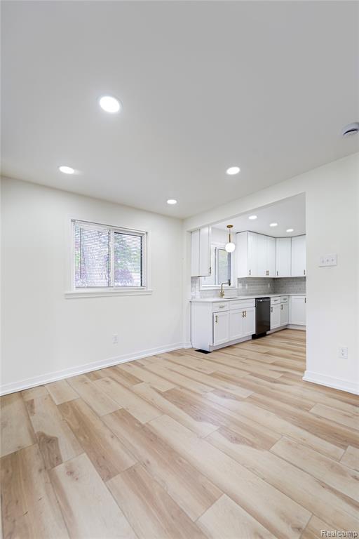 19420 Woodmont Street, Harper Woods, MI 48225 — Photo 8