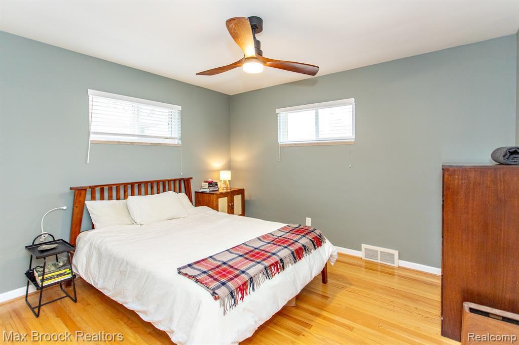 24460 Rosewood Street, Oak Park, MI 48237 — Photo 30