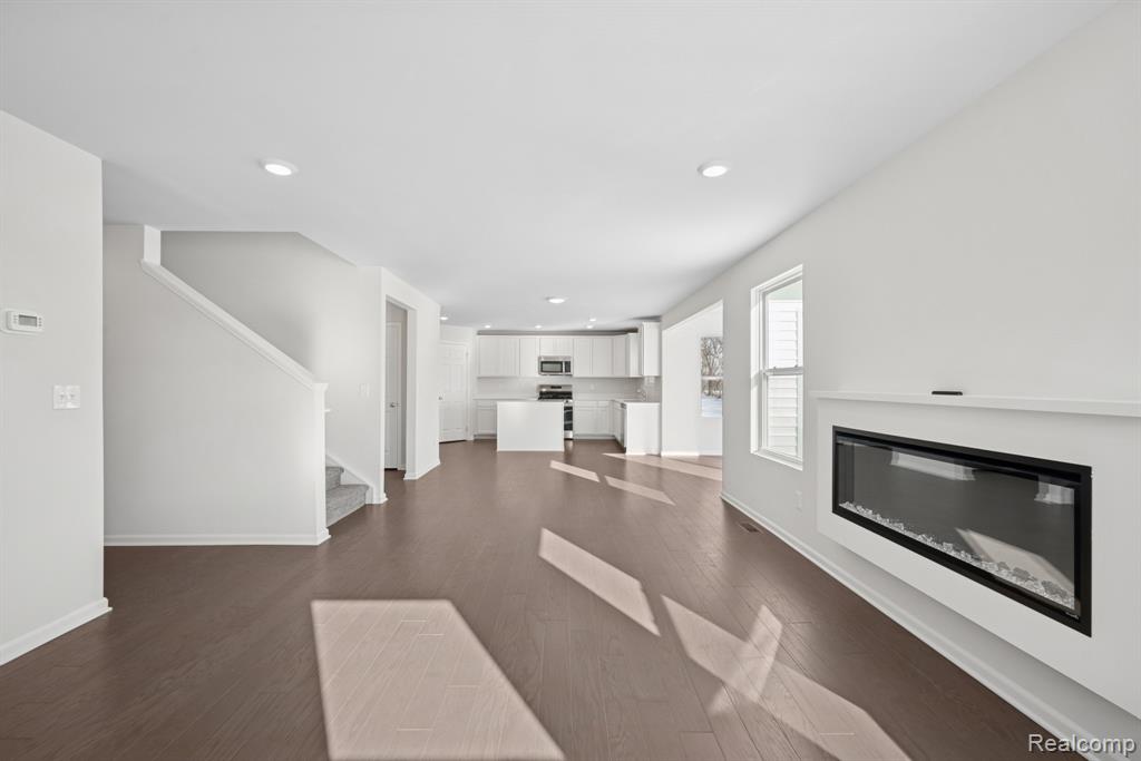 700 Knollwood Bend, Chelsea, MI 48118 — Photo 11