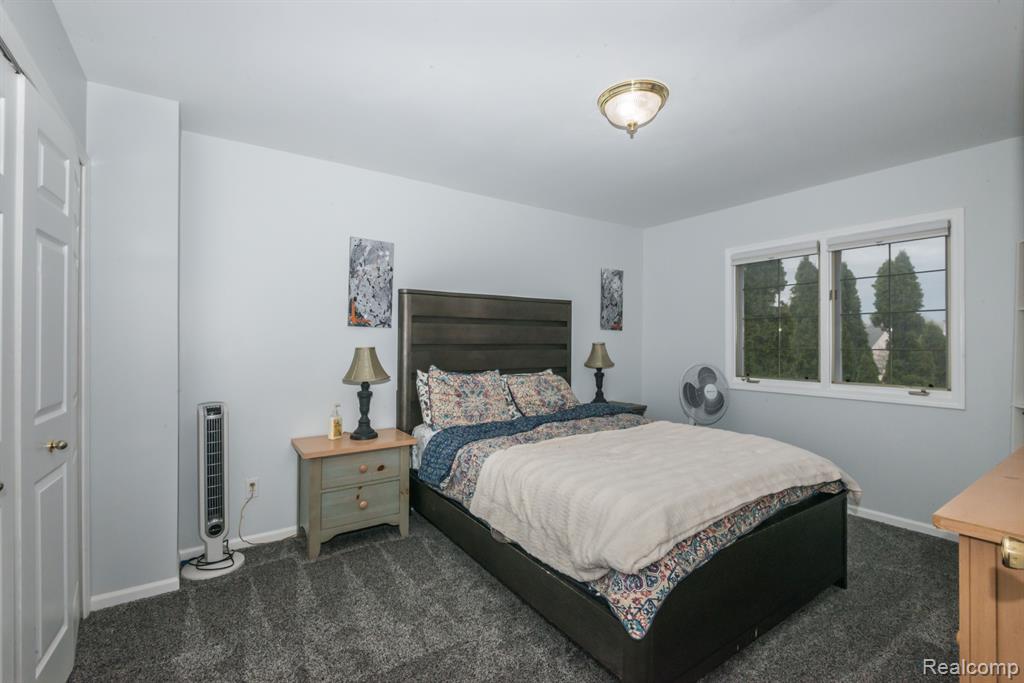 46009 WINDRIDGE Lane, Canton, MI 48188 — Photo 39