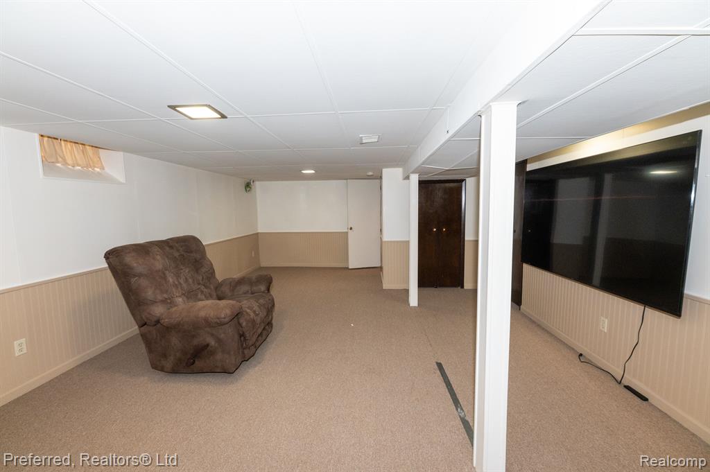 7252 LUANA Avenue, Allen Park, MI 48101 — Photo 25