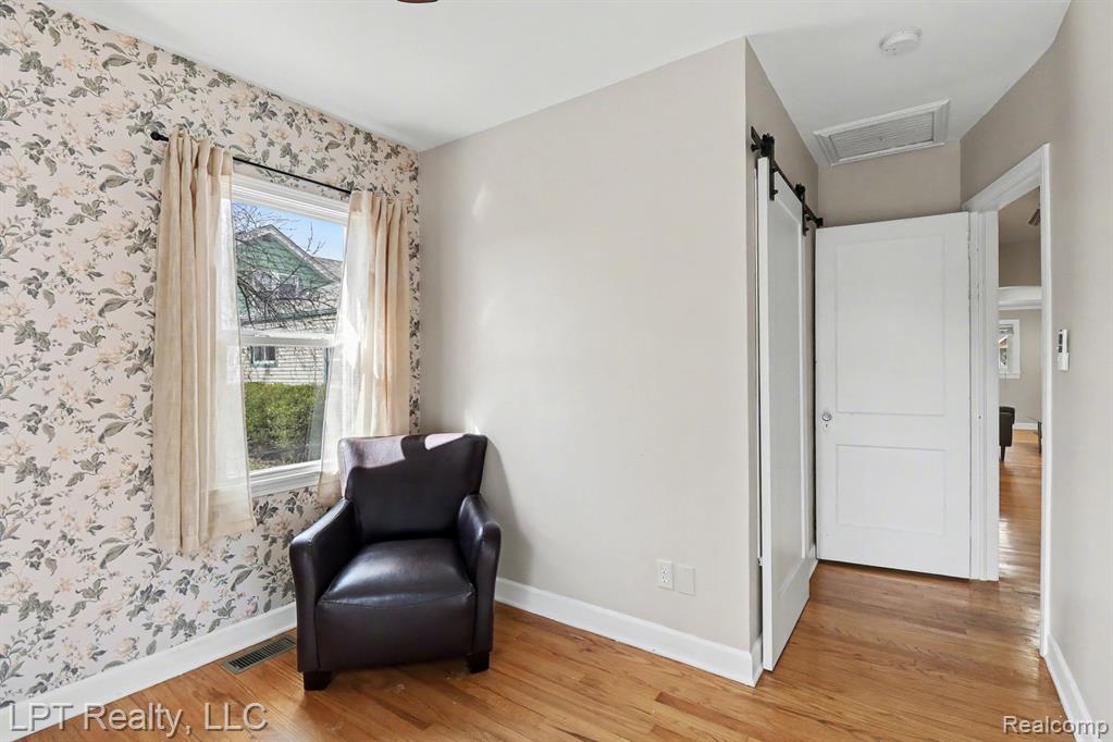 556 Academy Street, Ferndale, MI 48220 — Photo 7