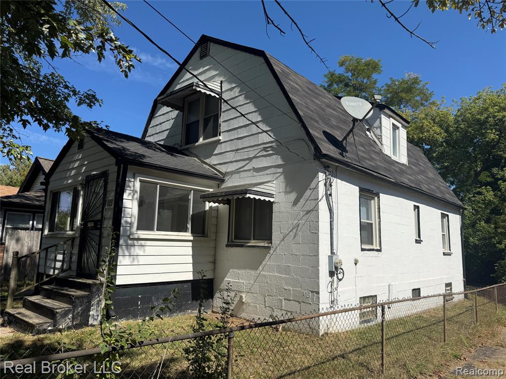 465 S Marshall Street, Pontiac, MI 48342 — Photo 2