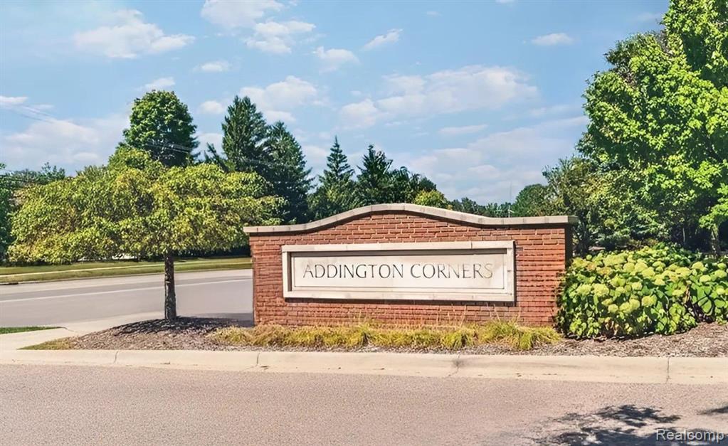 7103 ADDINGTON Drive, Commerce Twp, MI 48390 — Photo 27