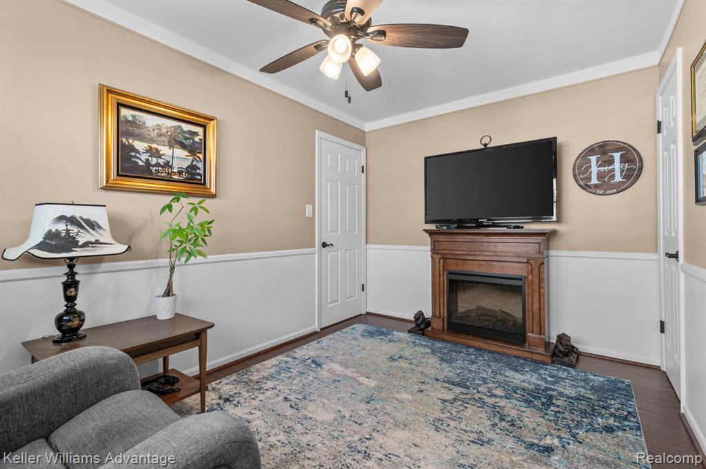 6514 Sharon Street, Garden City, MI — Photo 13