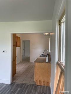 70 E Columbia, Pontiac, MI 48340 — Photo 9