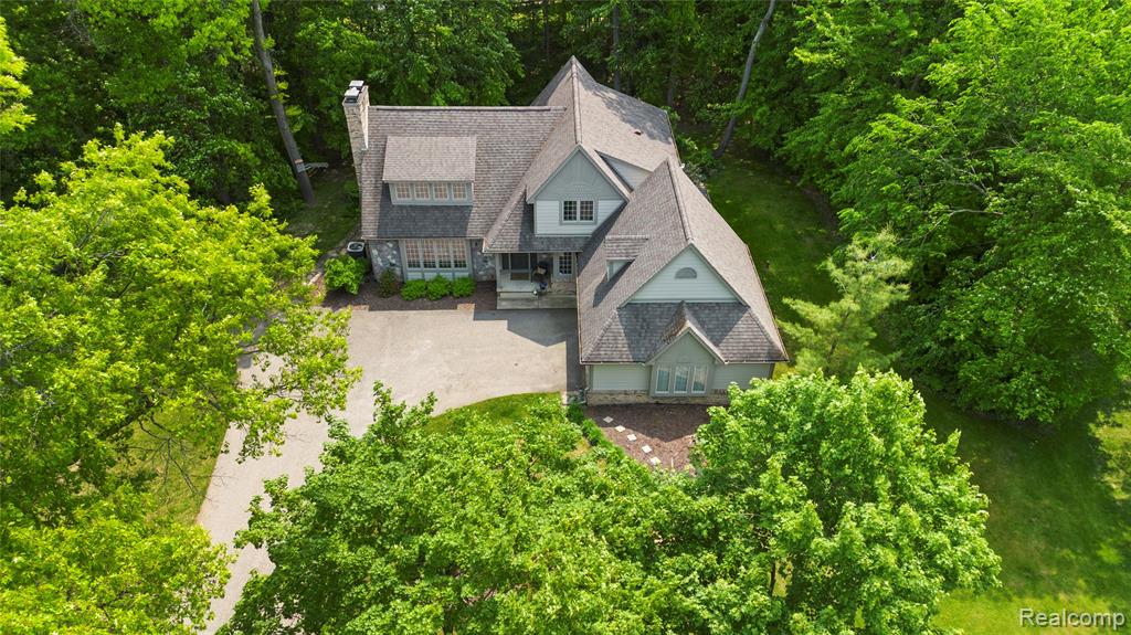 8268 Pine Lake Drive, Davisburg, MI 48350 — Photo 55