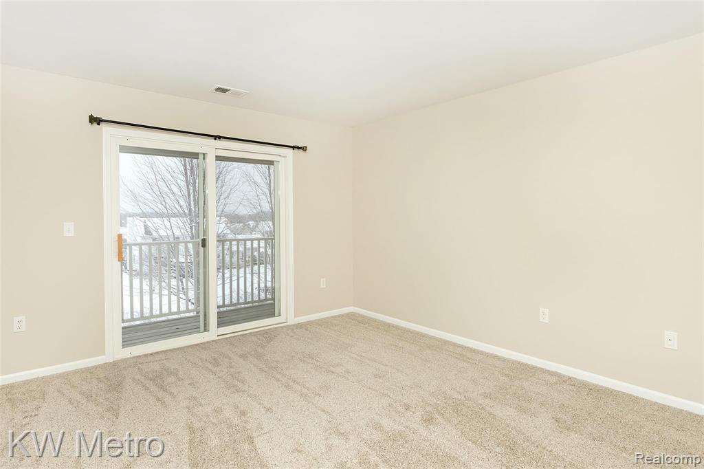 4121 Hampton Ridge Boulevard, Howell, MI 48843 — Photo 18