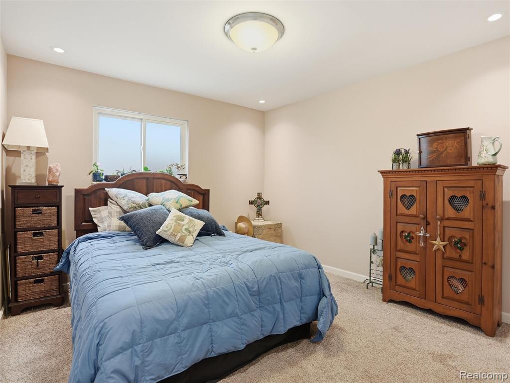 32160 S River Road, Harrison Township, MI — Photo 33
