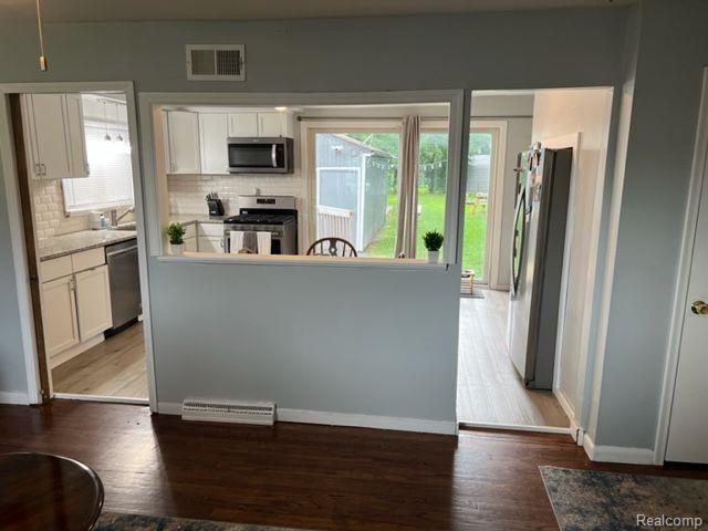 5160 HATCHERY Road, Waterford, MI 48329 — Photo 12