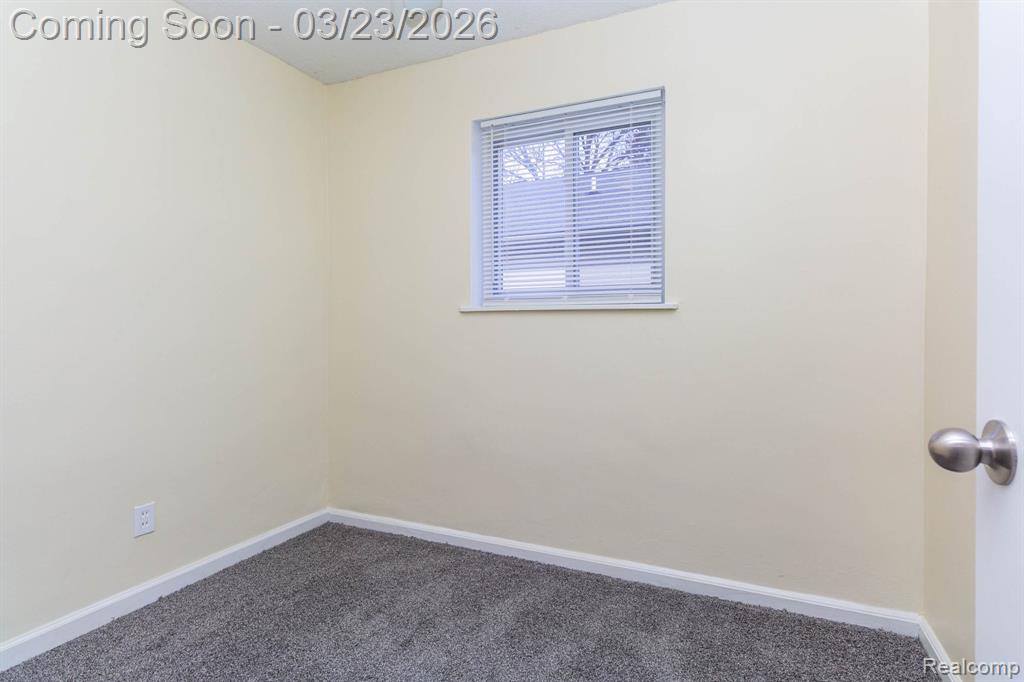 9712 Cherokee Street, Taylor, MI 48180 — Photo 17