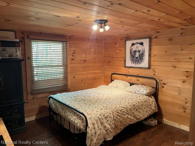7782 Golf Club Road, Howell, MI 48843 — Photo 10