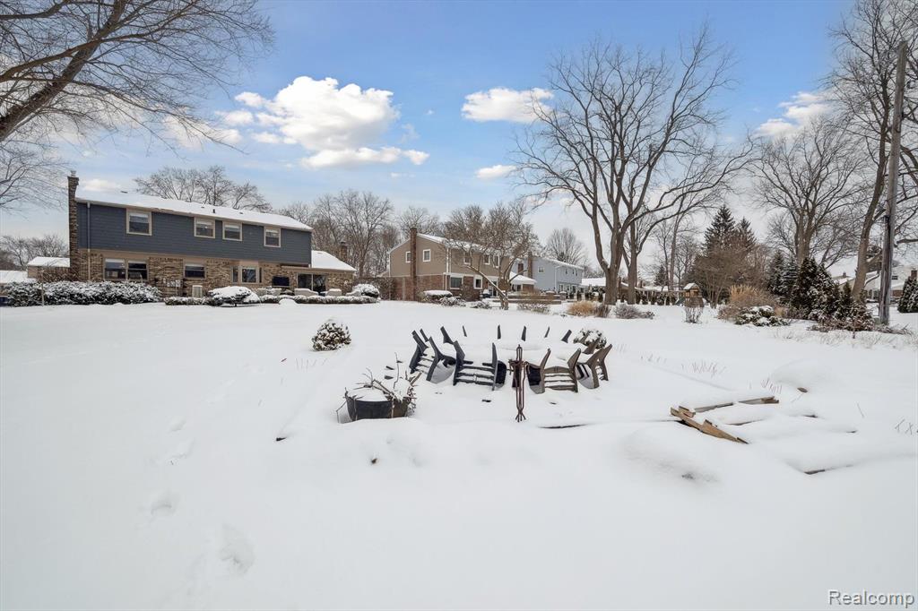 15946 WINCHESTER Drive, Northville, MI 48168 — Photo 45