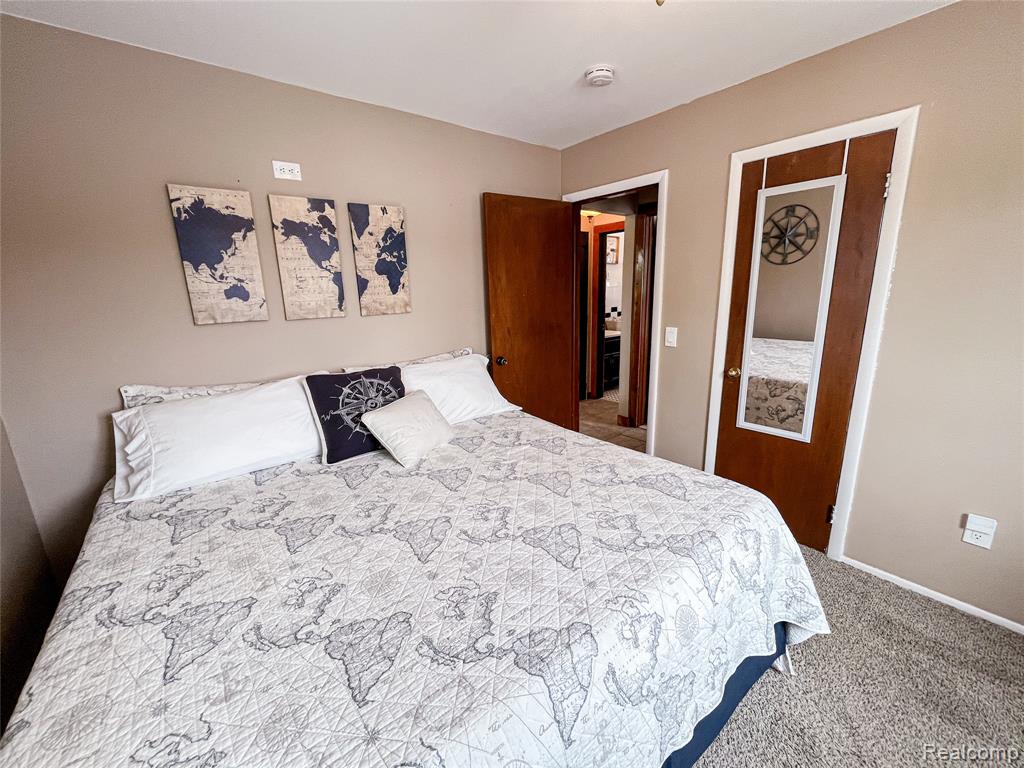 599 Westpointe Court, Lake Orion, MI 48362 — Photo 19