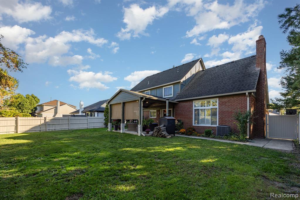 53005 Gregory Drive, Macomb, MI 48042 — Photo 5