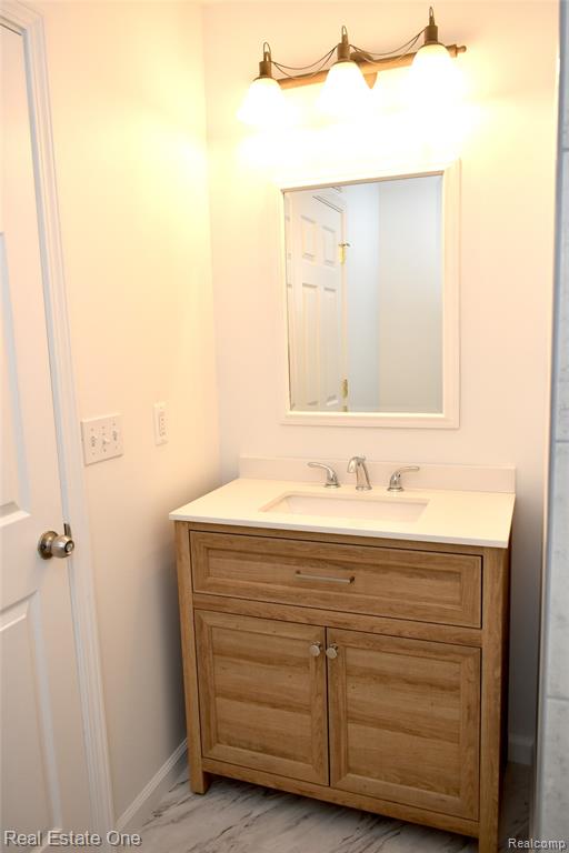 825 Ferley Street, Lansing, MI 48911 — Photo 21