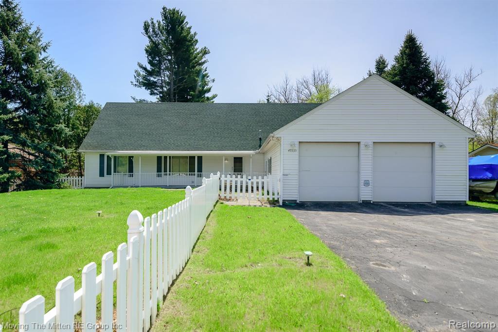 49335 WEAR Road, Belleville, MI 48111 — Photo 59