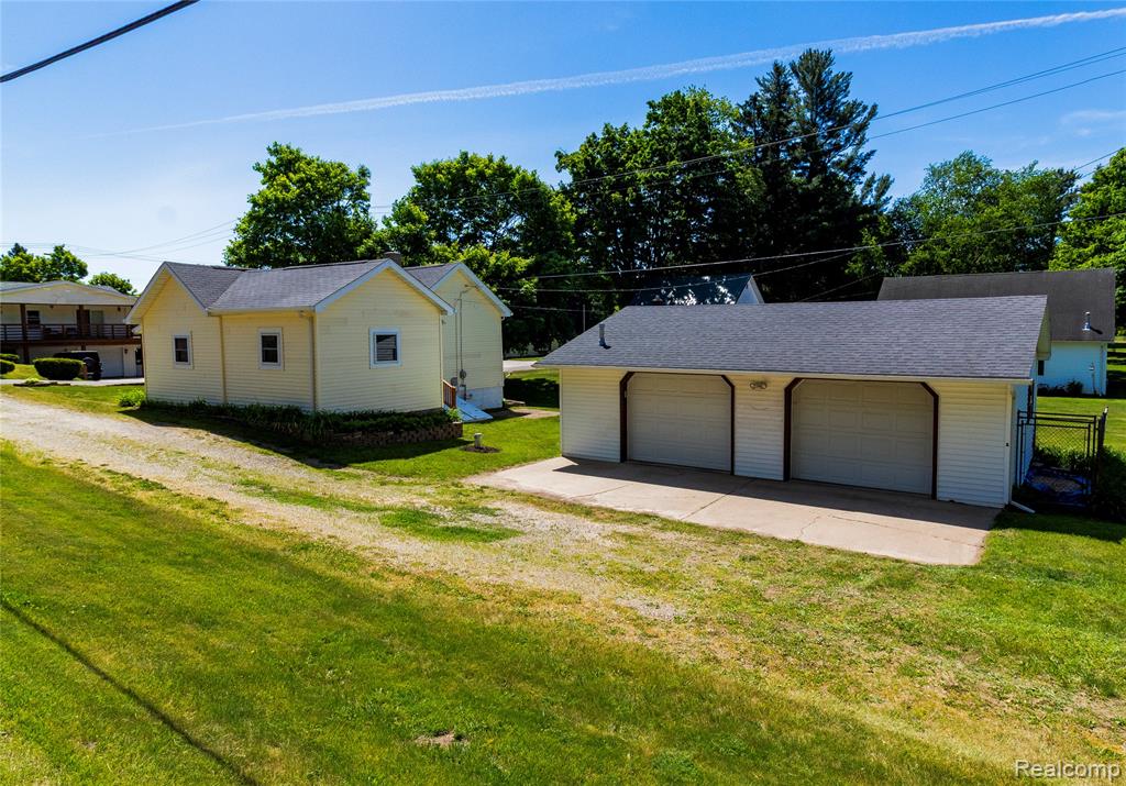 106 Washington Street, Attica, MI 48412 — Photo 3