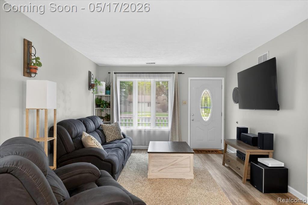 7044 Felix Drive, Clarkston, MI — Photo 7